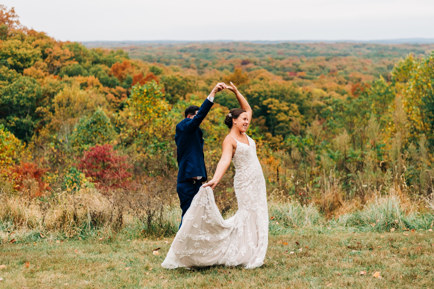 Fall micro wedding at the Nature Center at Brown County State Park. 
