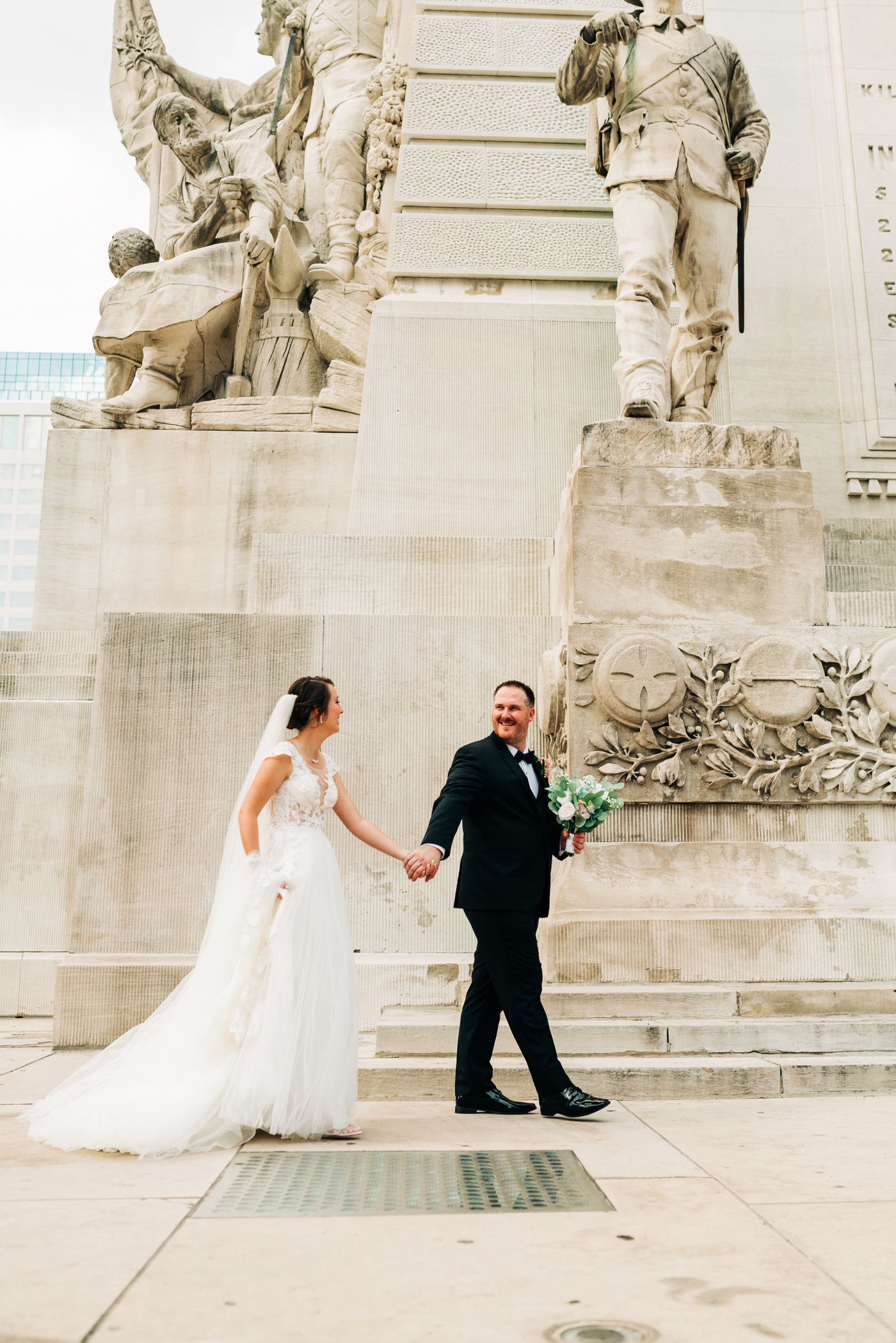 Bride and groom portraits around the city of Indianapolis 