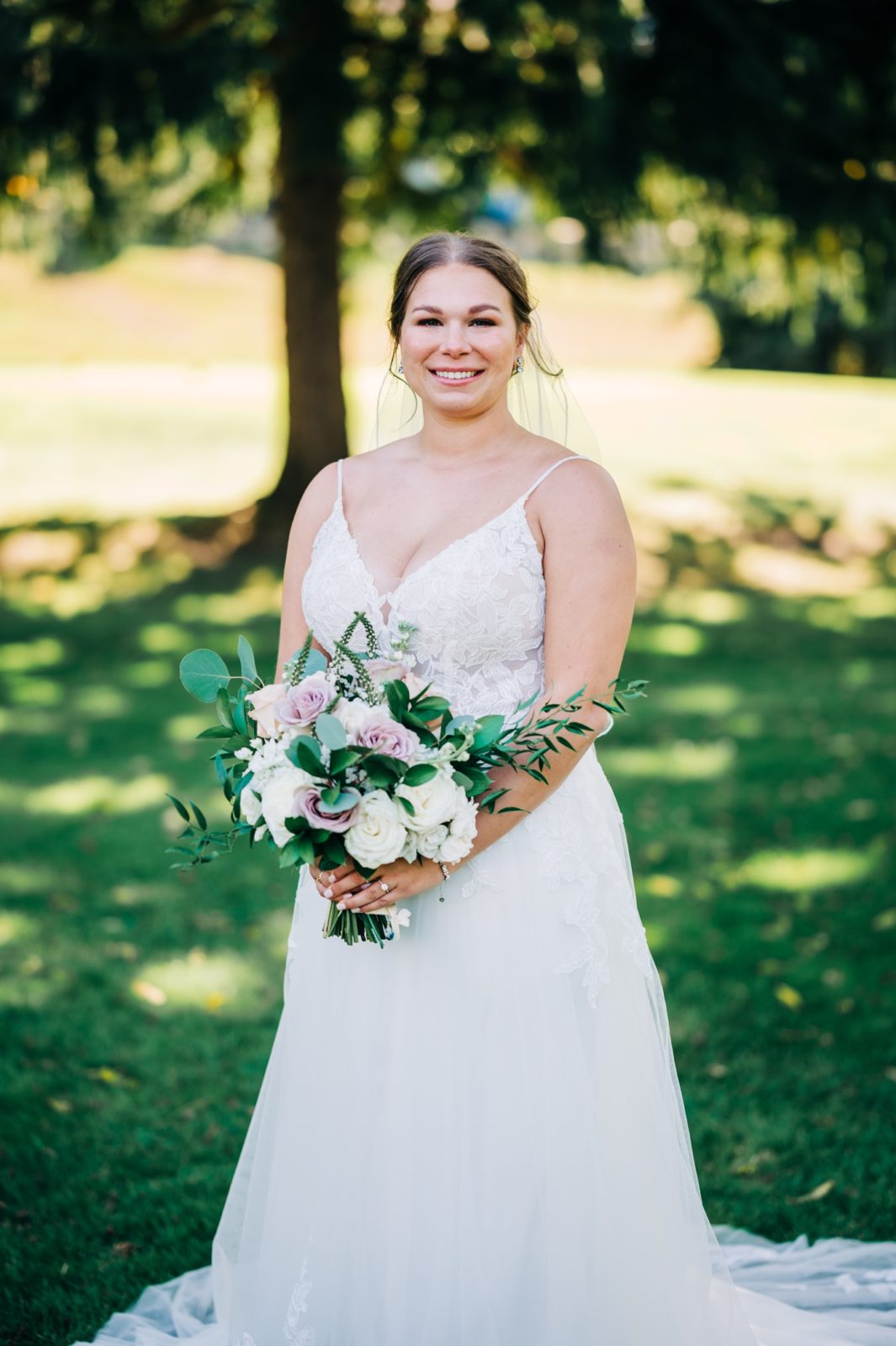 Katie and Eric's Wedding at Pine Knob Carriage House - mikalh.com