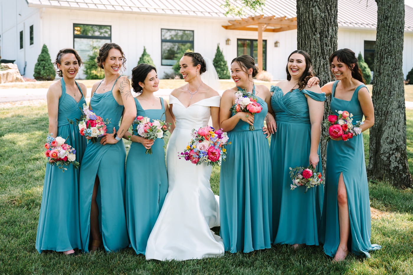 Bridal party portraits at The Wilds