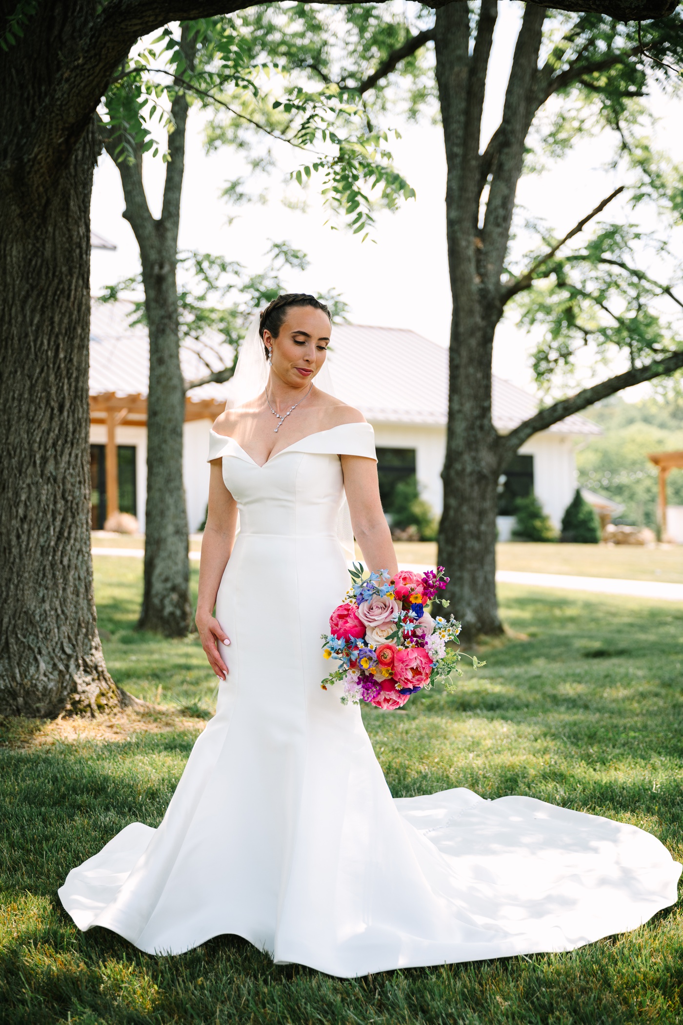 Bridal portraits at The Wilds