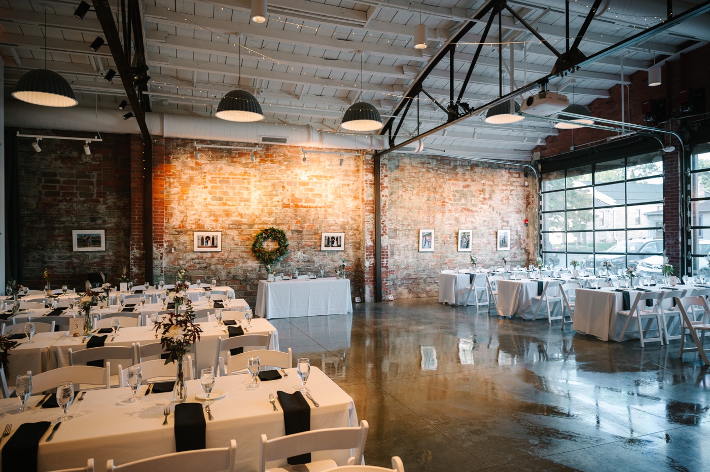 Best micro wedding venues in Indiana: The FAR Center
